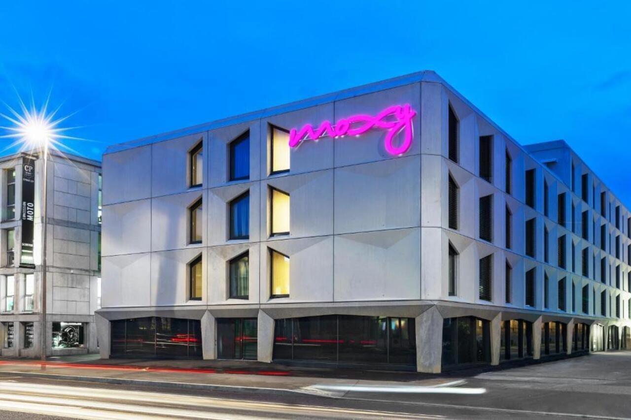 Moxy Lausanne City Luaran gambar